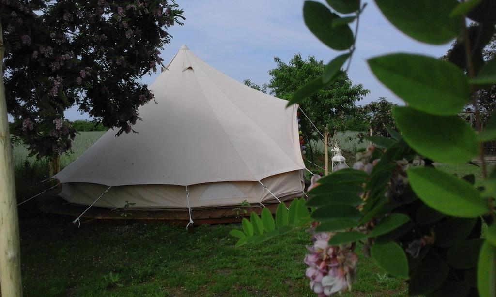 Chy-Kara Farm Camping Bed & Breakfast Palmonostora Exterior photo